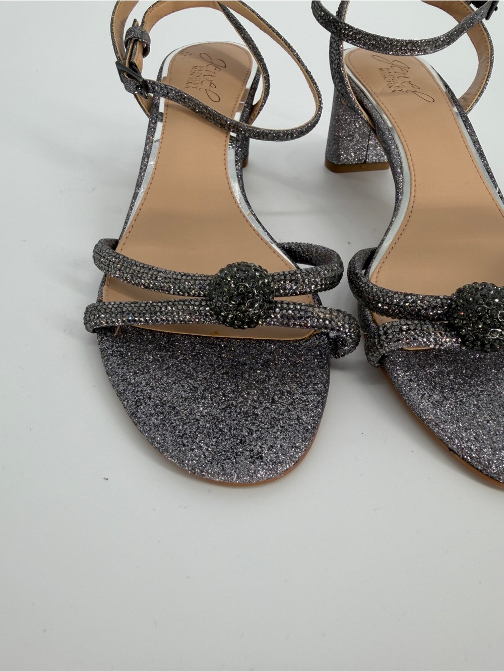 Jewel Badgley Mischka Gavi Low Block Heel Pewter Sandal Women's - 7.5 - Picture 6 of 12